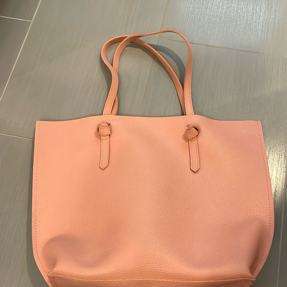 Pink Macy’s tote bag